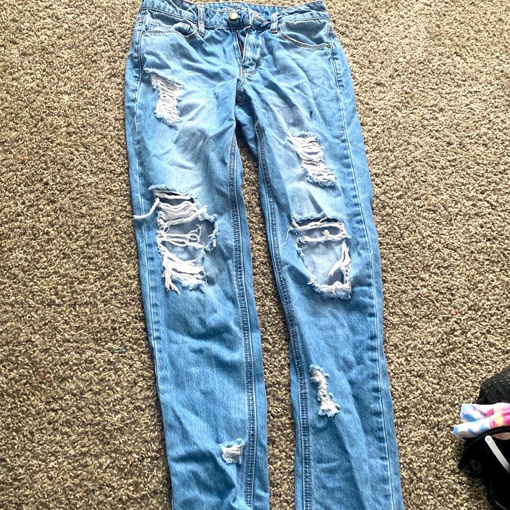 Light washed ripped jeans size 1